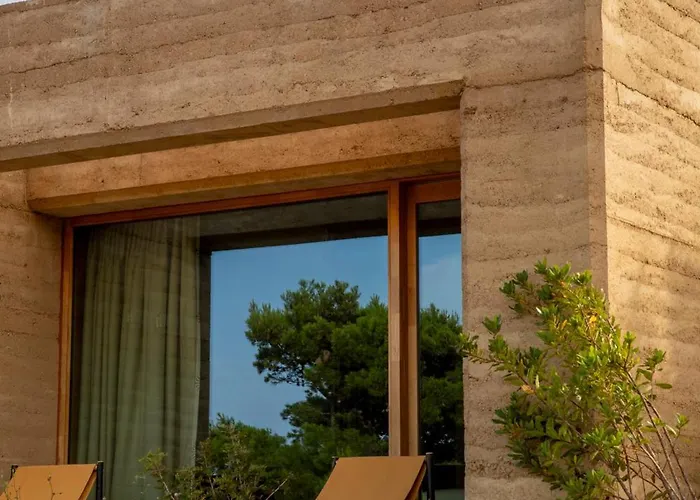 Mylos - Cargese, Piscine Interieure Et Exterieure