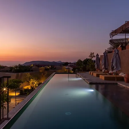 Hotel Mylos - Cargèse, Piscine Intérieure Et Extérieure