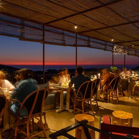 Hotel Mylos - Cargèse, Piscine Intérieure Et Extérieure 4*