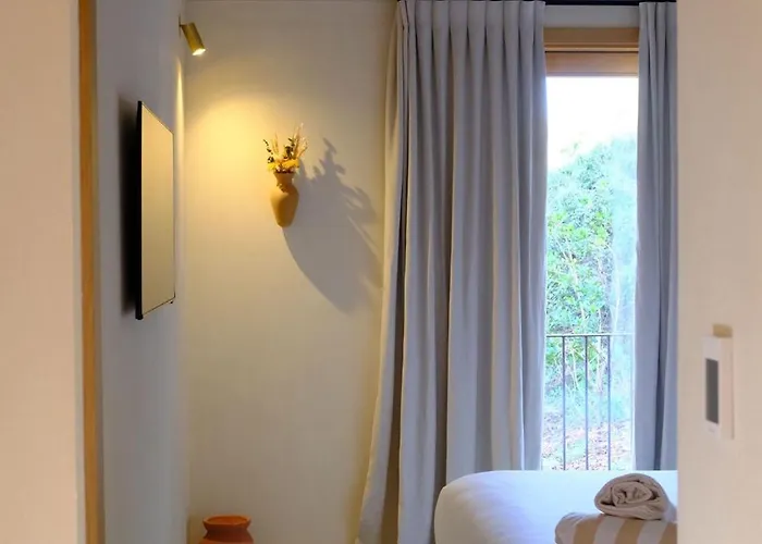 Otel Mylos - Cargese, Piscine Interieure Et Exterieure