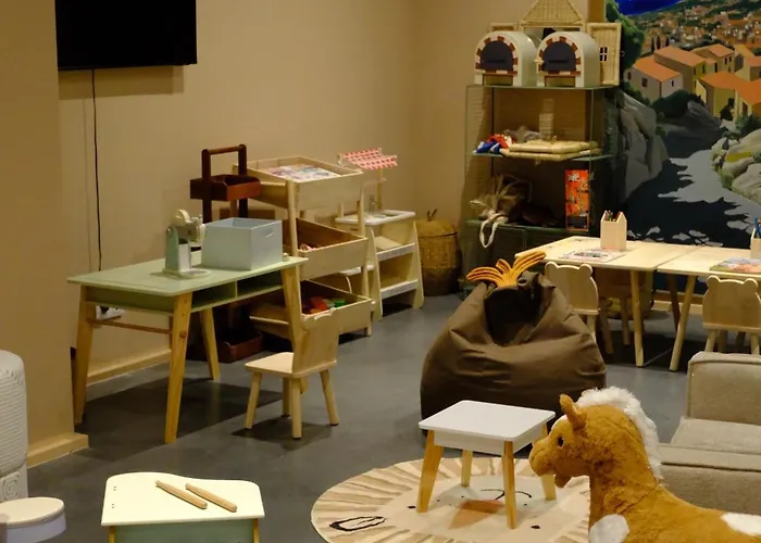 Otel Mylos - Cargese, Piscine Interieure Et Exterieure